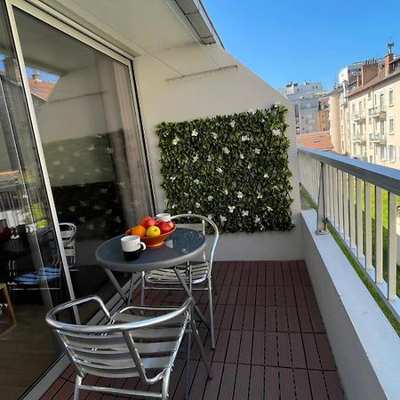 Studio Plein Centre, Calme, Parking Inclus, Piscine Et Gardien Grenoble Luaran gambar