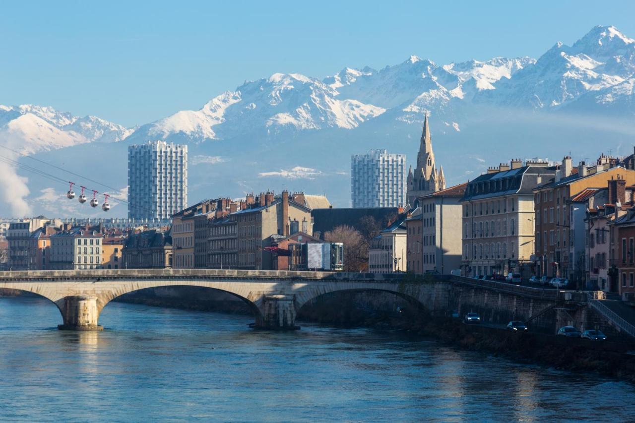 Studio Plein Centre, Calme, Parking Inclus, Piscine Et Gardien Grenoble Luaran gambar