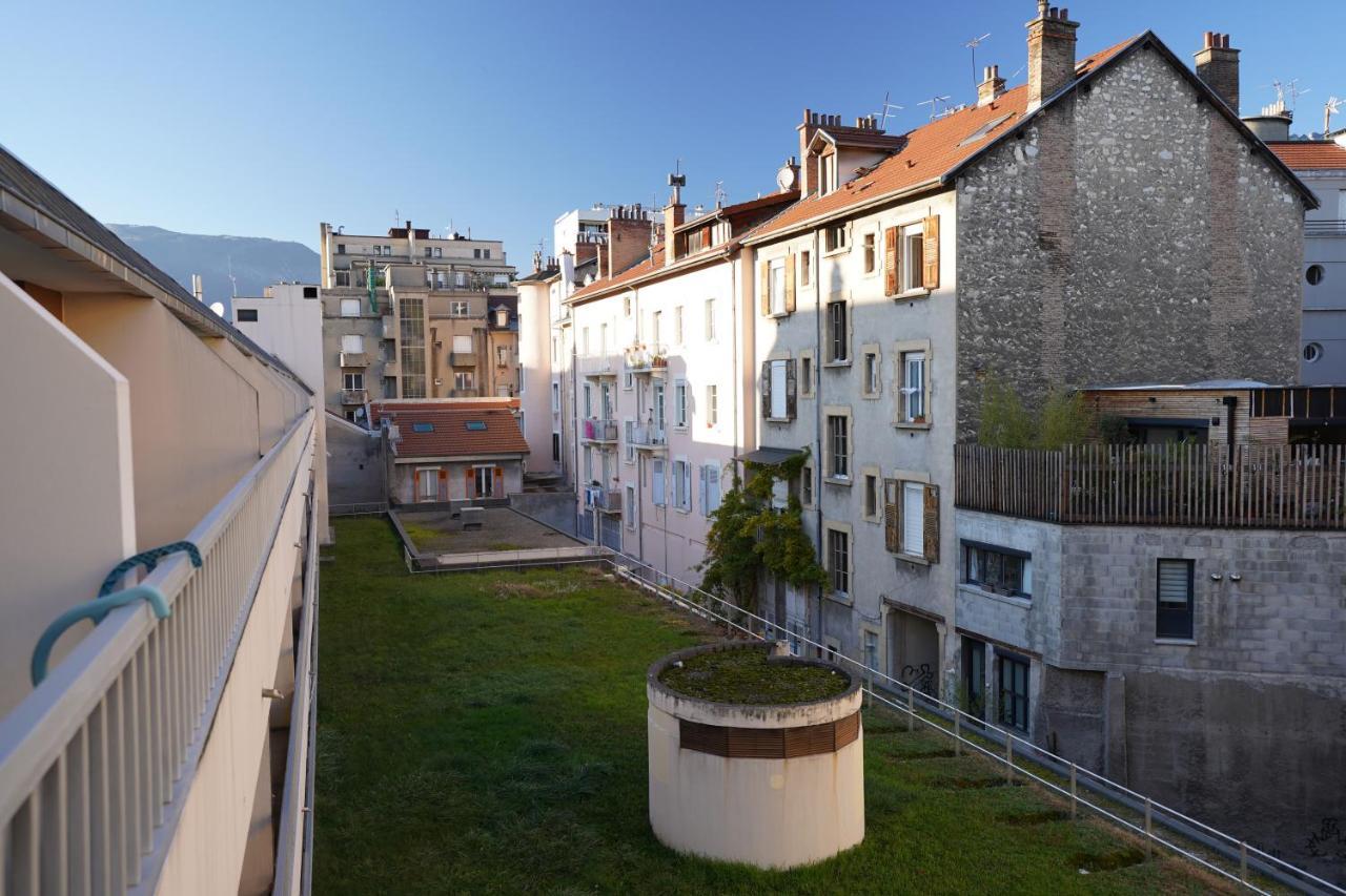 Studio Plein Centre, Calme, Parking Inclus, Piscine Et Gardien Grenoble Luaran gambar